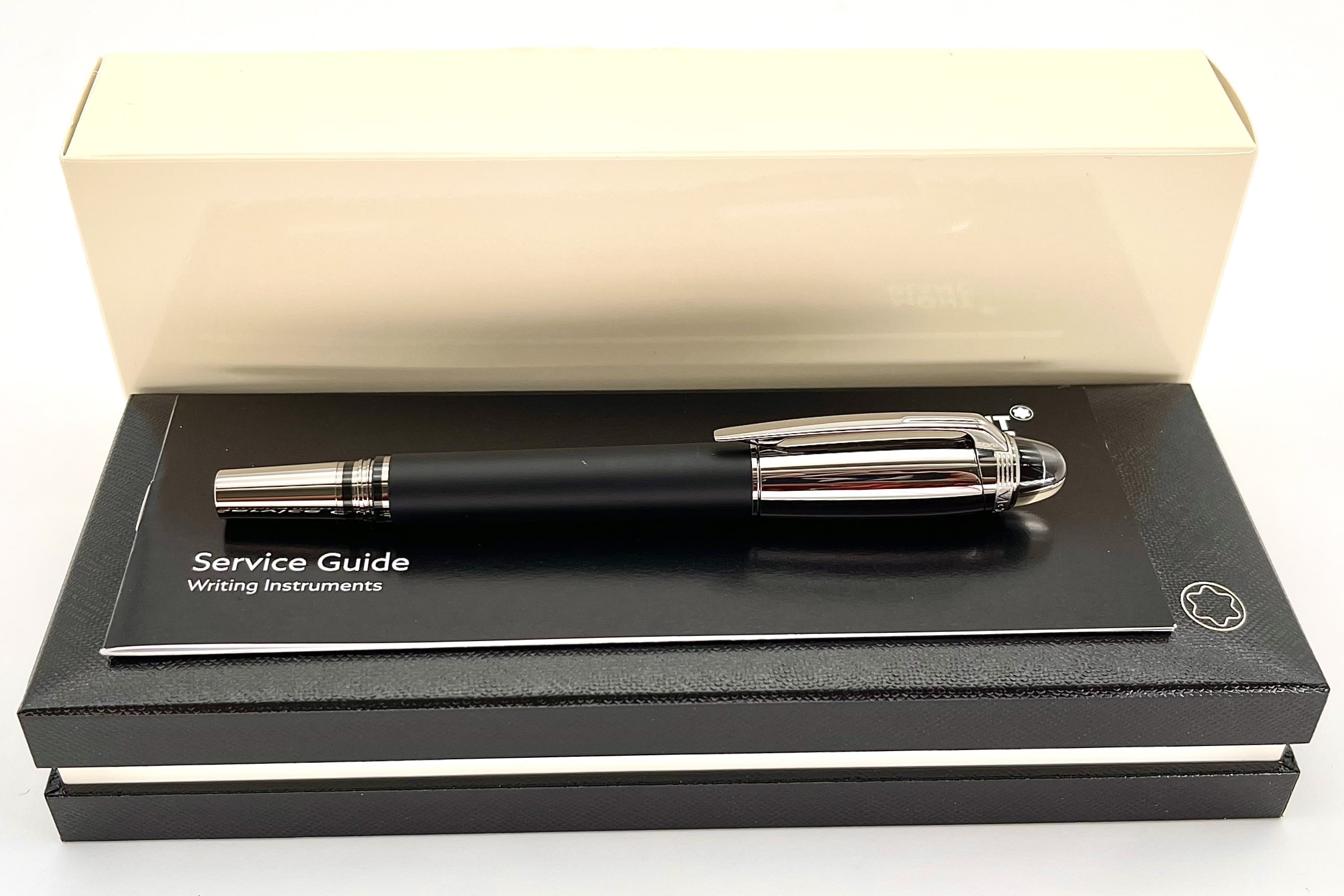 MontblancMB126365StarwalkerDoueUltraBlackFineliner_F